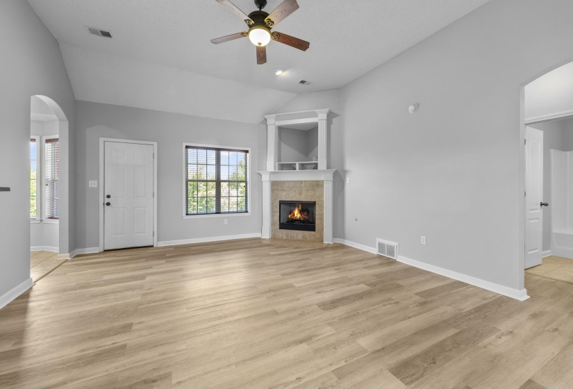 50 ABBEY RD, Oakland, Tennessee 38060, 3 Bedroom Bedrooms, 6 Room Rooms,2 BathroomBathrooms,Residential,For Sale,ABBEY,0,10221473