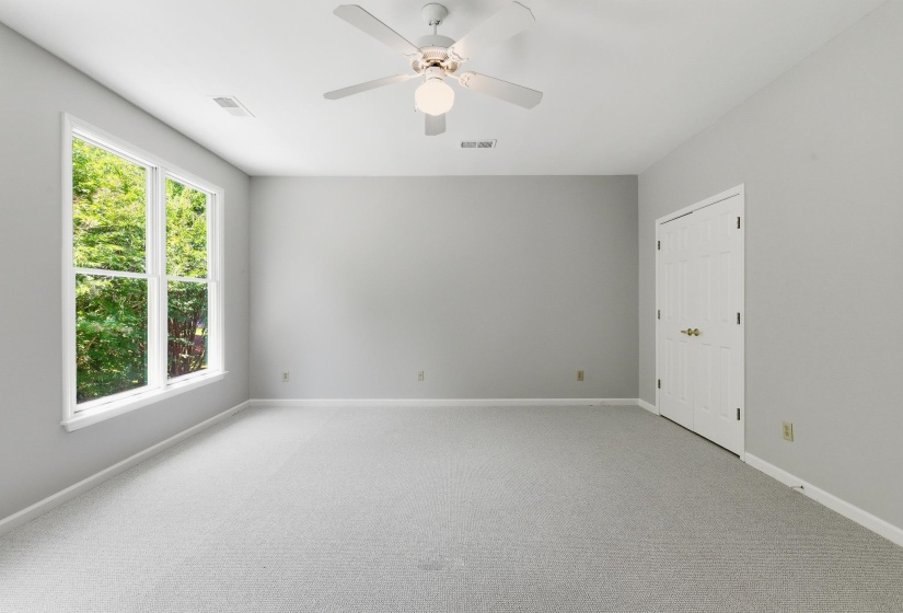 169 RUNNING RIVER PL, Memphis, Tennessee 38103, 3 Bedroom Bedrooms, 6 Room Rooms,3 BathroomBathrooms,Residential,For Sale,RUNNING RIVER,0,10221475