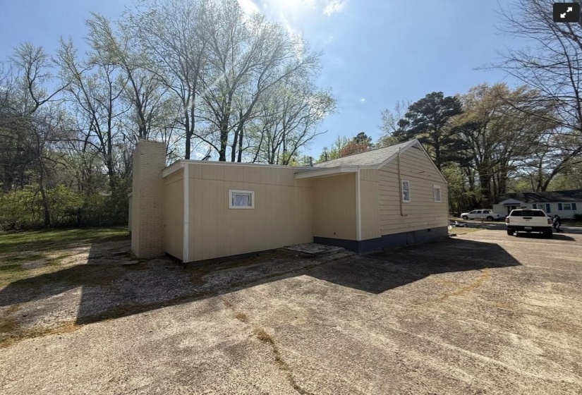 3312 UNIVERSITY ST, Memphis, Tennessee 38127, 3 Bedrooms Bedrooms, 6 Rooms Rooms,2 BathroomsBathrooms,Residential,For Sale,UNIVERSITY,10221477