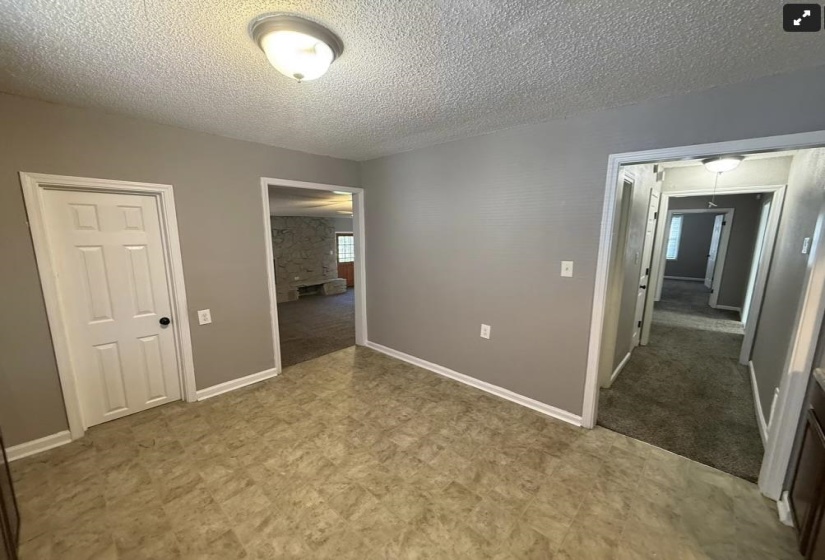 3312 UNIVERSITY ST, Memphis, Tennessee 38127, 3 Bedrooms Bedrooms, 6 Rooms Rooms,2 BathroomsBathrooms,Residential,For Sale,UNIVERSITY,10221477