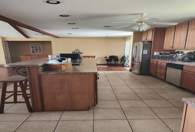 71 CHICKASAW TRCE, Cherokee, Alabama 35616, 3 Bedroom Bedrooms, 10 Room Rooms,3.1 BathroomBathrooms,Residential,For Sale,CHICKASAW,0,10221478