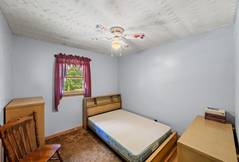 472 OAKVILLE CIR, Parsons, Tennessee 38363, 3 Bedroom Bedrooms, 8 Room Rooms,1.1 BathroomBathrooms,Residential,For Sale,OAKVILLE,0,10221481