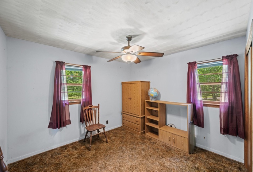 472 OAKVILLE CIR, Parsons, Tennessee 38363, 3 Bedroom Bedrooms, 8 Room Rooms,1.1 BathroomBathrooms,Residential,For Sale,OAKVILLE,0,10221481