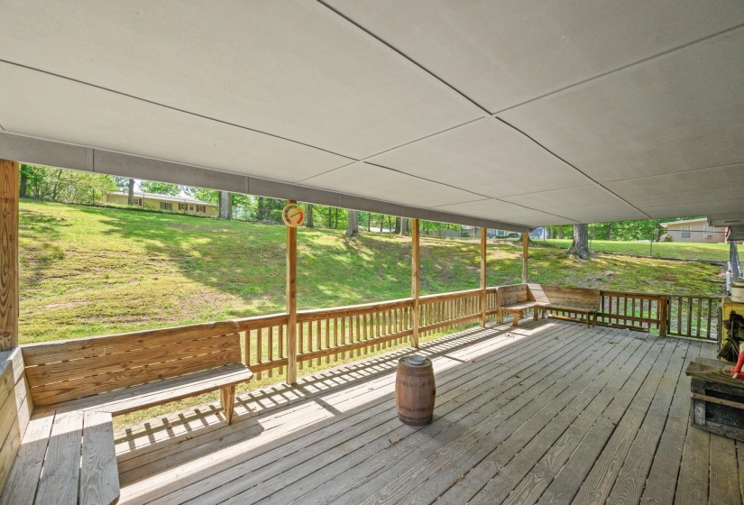 472 OAKVILLE CIR, Parsons, Tennessee 38363, 3 Bedroom Bedrooms, 8 Room Rooms,1.1 BathroomBathrooms,Residential,For Sale,OAKVILLE,0,10221481