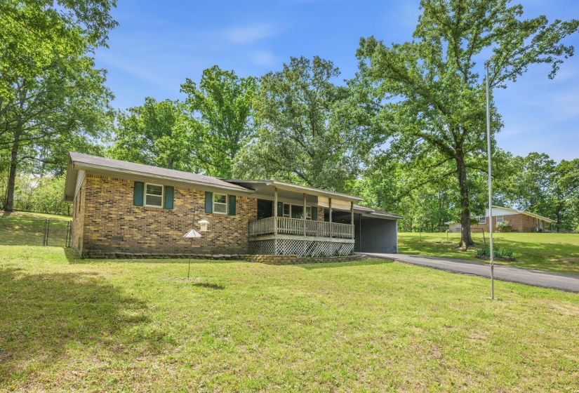 472 OAKVILLE CIR, Parsons, Tennessee 38363, 3 Bedroom Bedrooms, 8 Room Rooms,1.1 BathroomBathrooms,Residential,For Sale,OAKVILLE,0,10221481