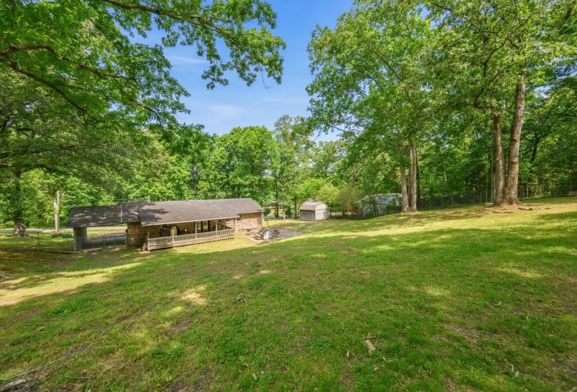 472 OAKVILLE CIR, Parsons, Tennessee 38363, 3 Bedroom Bedrooms, 8 Room Rooms,1.1 BathroomBathrooms,Residential,For Sale,OAKVILLE,0,10221481