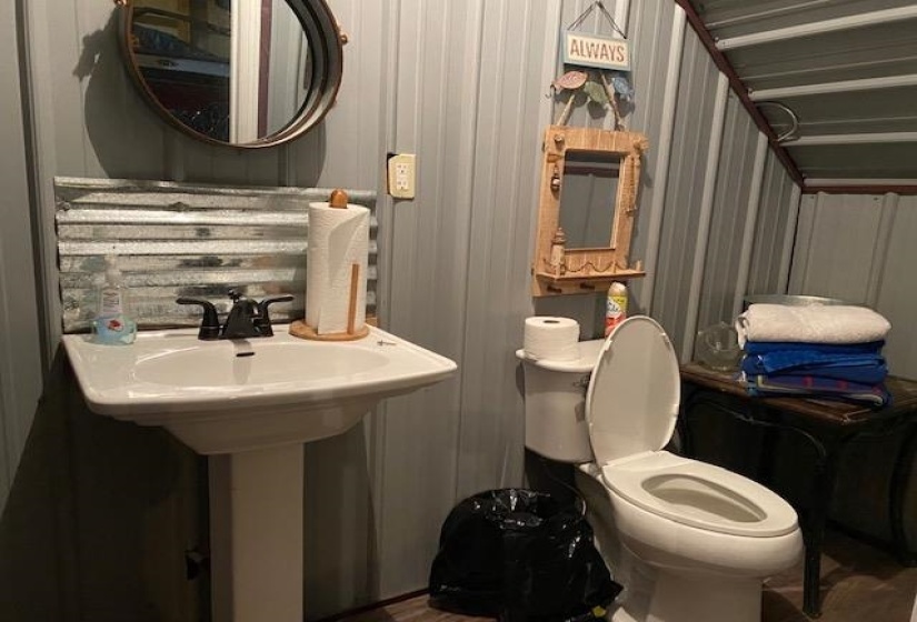 0 ALI GRACE LN, Adamsville, Tennessee 38310, 4 Bedroom Bedrooms, 10 Room Rooms,2 BathroomBathrooms,Residential,For Sale,ALI GRACE,0,10221482