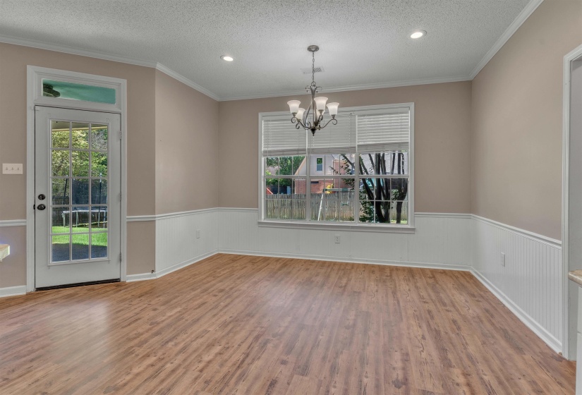 3933 OAK FOREST DR, Bartlett, Tennessee 38135, 4 Bedrooms Bedrooms, 7 Rooms Rooms,2 BathroomsBathrooms,Residential,For Sale,OAK FOREST,10221494