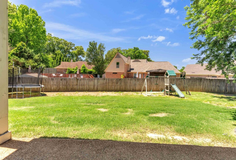 3933 OAK FOREST DR, Bartlett, Tennessee 38135, 4 Bedrooms Bedrooms, 7 Rooms Rooms,2 BathroomsBathrooms,Residential,For Sale,OAK FOREST,10221494