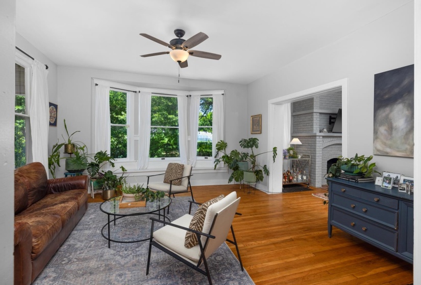 1482 COURT AVE, Memphis, Tennessee 38104, 4 Bedroom Bedrooms, 10 Room Rooms,2 BathroomBathrooms,Residential,For Sale,COURT,0,10221497