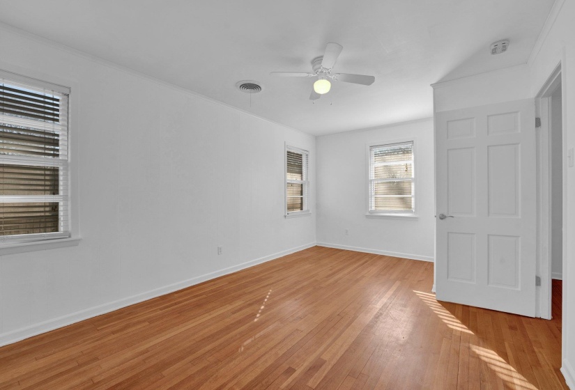 1338 DEARING RD, Memphis, Tennessee 38117, 4 Bedrooms Bedrooms, 7 Rooms Rooms,2 BathroomsBathrooms,Residential,For Sale,DEARING,10221499
