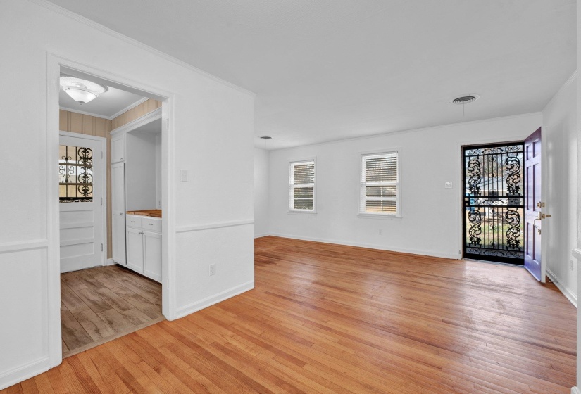 1338 DEARING RD, Memphis, Tennessee 38117, 4 Bedrooms Bedrooms, 7 Rooms Rooms,2 BathroomsBathrooms,Residential,For Sale,DEARING,10221499