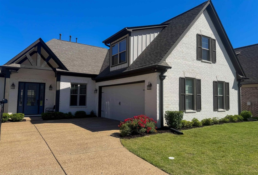 10206 EVERGREEN MANOR CV, Lakeland, Tennessee 38002, 4 Bedrooms Bedrooms, 8 Rooms Rooms,3 BathroomsBathrooms,Rental Properties,For Sale,EVERGREEN MANOR,10221542