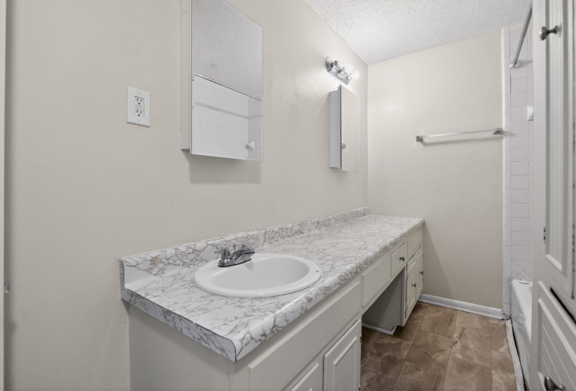 3220 CHRISTINE RD, Memphis, Tennessee 38118, 4 Bedroom Bedrooms, 8 Room Rooms,2 BathroomBathrooms,Residential,For Sale,CHRISTINE,0,10217851