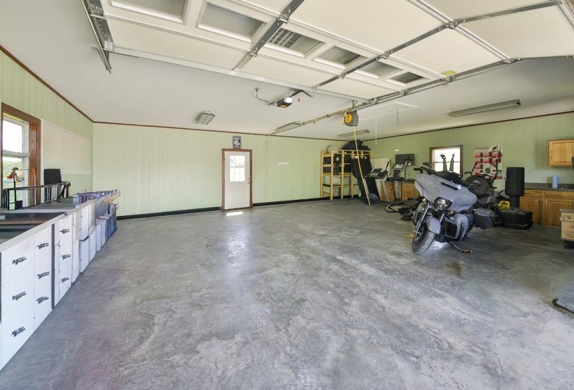 901 ARMSTRONG RD, Drummonds, Tennessee 38023, 4 Bedroom Bedrooms, 10 Room Rooms,3 BathroomBathrooms,Residential,For Sale,ARMSTRONG,0,10221514