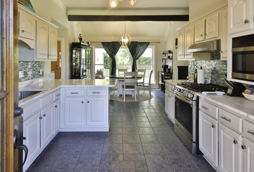 901 ARMSTRONG RD, Drummonds, Tennessee 38023, 4 Bedroom Bedrooms, 10 Room Rooms,3 BathroomBathrooms,Residential,For Sale,ARMSTRONG,0,10221514