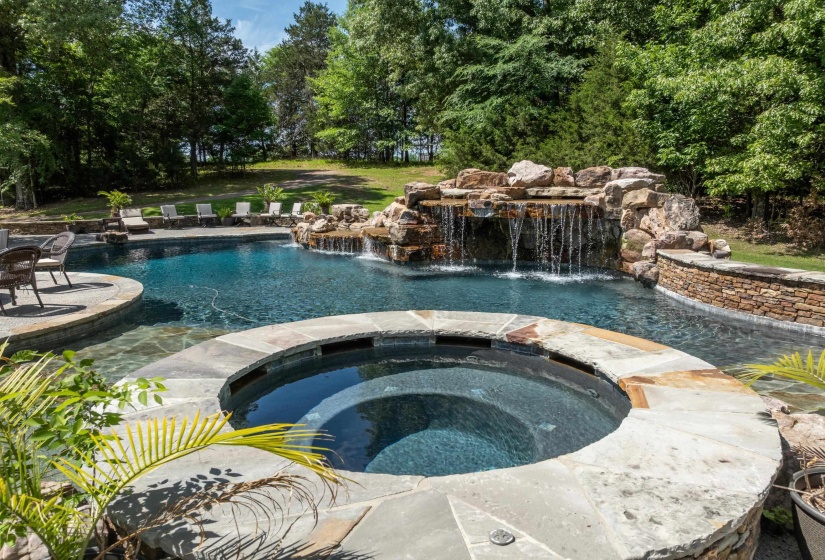 11469 MONTEREY RD, Eads, Tennessee 38028, 7 Bedroom Bedrooms, 16 Room Rooms,7.2 BathroomBathrooms,Residential,For Sale,MONTEREY,0,10221527