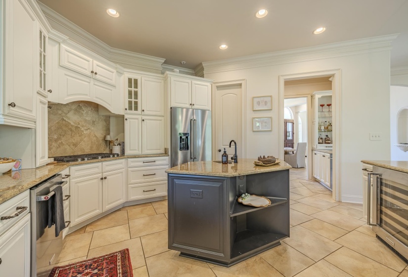 105 RIVIERA CV, Savannah, Tennessee 38372, 4 Bedroom Bedrooms, 9 Room Rooms,5.1 BathroomBathrooms,Residential,For Sale,RIVIERA,0,10221532