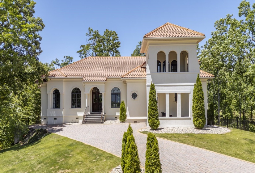 105 RIVIERA CV, Savannah, Tennessee 38372, 4 Bedroom Bedrooms, 9 Room Rooms,5.1 BathroomBathrooms,Residential,For Sale,RIVIERA,0,10221532