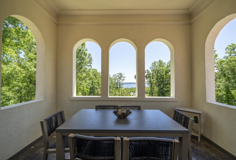 105 RIVIERA CV, Savannah, Tennessee 38372, 4 Bedroom Bedrooms, 9 Room Rooms,5.1 BathroomBathrooms,Residential,For Sale,RIVIERA,0,10221532