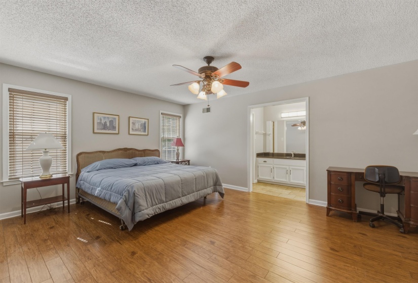 5866 SWEET OAK CV, Bartlett, Tennessee 38134, 4 Bedrooms Bedrooms, 8 Rooms Rooms,3 BathroomsBathrooms,Residential,For Sale,SWEET OAK,10221535