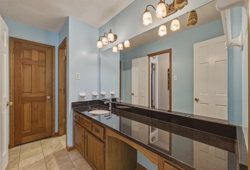 5866 SWEET OAK CV, Bartlett, Tennessee 38134, 4 Bedrooms Bedrooms, 8 Rooms Rooms,3 BathroomsBathrooms,Residential,For Sale,SWEET OAK,10221535