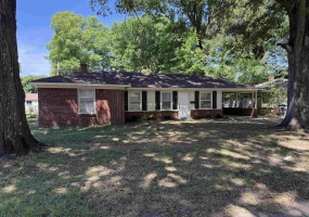 1257 PERKINS RD, Memphis, Tennessee 38117, 4 Bedrooms Bedrooms, 7 Rooms Rooms,2 BathroomsBathrooms,Residential,For Sale,PERKINS,10221555 1257 PERKINS RD, Memphis, Tennessee 38117, 4 Bedrooms Bedrooms, 7 Rooms Rooms,2 BathroomsBathrooms,Residential,For Sale,PERKINS,10221555