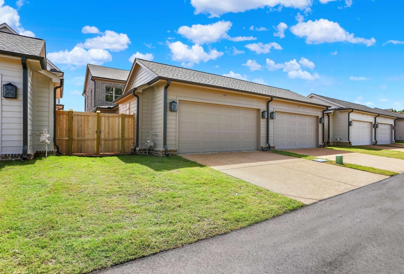 483 ARMEL DR, Collierville, Tennessee 38017, 3 Bedroom Bedrooms, 8 Room Rooms,2.1 BathroomBathrooms,Residential,For Sale,ARMEL,0,10221563