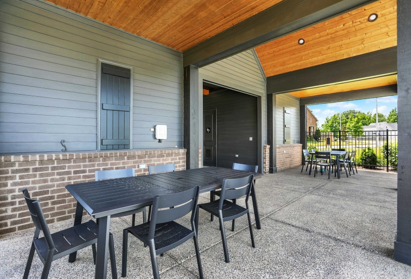483 ARMEL DR, Collierville, Tennessee 38017, 3 Bedroom Bedrooms, 8 Room Rooms,2.1 BathroomBathrooms,Residential,For Sale,ARMEL,0,10221563