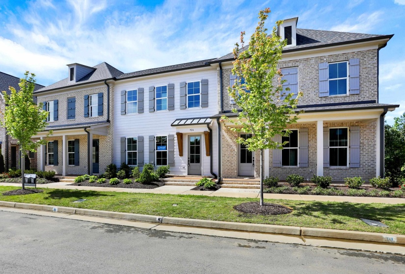 926 ALDWICK DR, Collierville, Tennessee 38017, 3 Bedroom Bedrooms, 7 Room Rooms,2.1 BathroomBathrooms,Residential,For Sale,ALDWICK,0,10221565