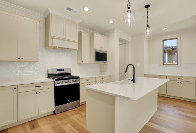 491 ARMEL DR, Collierville, Tennessee 38017, 3 Bedroom Bedrooms, 7 Room Rooms,2.1 BathroomBathrooms,Residential,For Sale,ARMEL,0,10221566