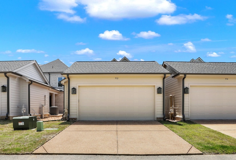 932 ALDWICK DR, Collierville, Tennessee 38017, 3 Bedroom Bedrooms, 7 Room Rooms,2.1 BathroomBathrooms,Residential,For Sale,ALDWICK,0,10221568