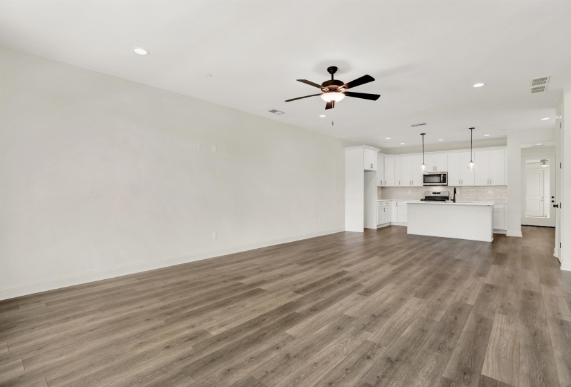 899 ALDWICK DR, Collierville, Tennessee 38017, 3 Bedroom Bedrooms, 7 Room Rooms,2.1 BathroomBathrooms,Residential,For Sale,ALDWICK,0,10221569