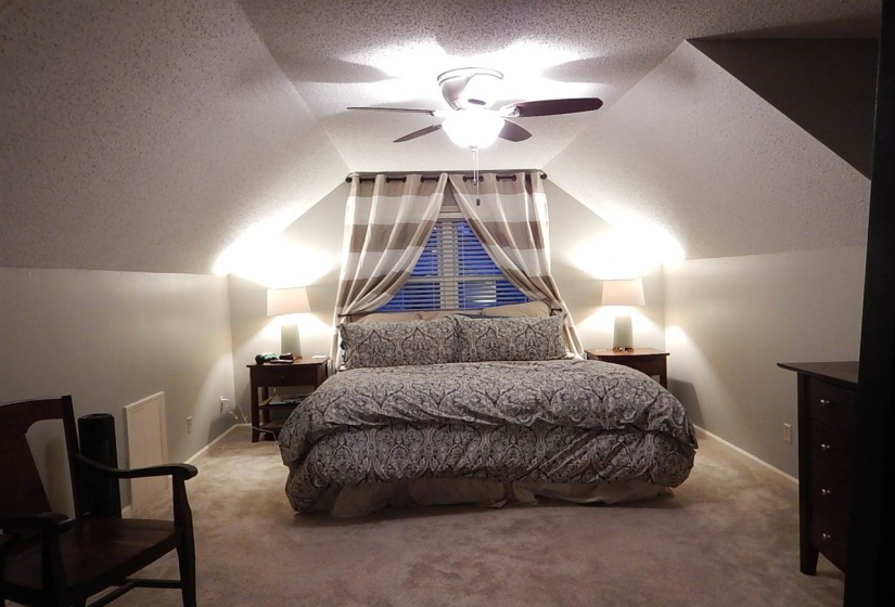 461 DOVE VALLEY RD, Collierville, Tennessee 38017, 4 Bedrooms Bedrooms, 8 Rooms Rooms,2 BathroomsBathrooms,Rental Properties,For Sale,DOVE VALLEY,10221578