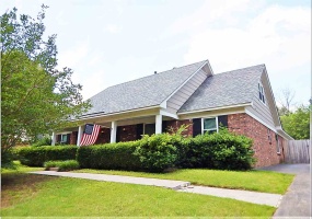 461 DOVE VALLEY RD, Collierville, Tennessee 38017, 4 Bedrooms Bedrooms, 8 Rooms Rooms,2 BathroomsBathrooms,Rental Properties,For Sale,DOVE VALLEY,10221578