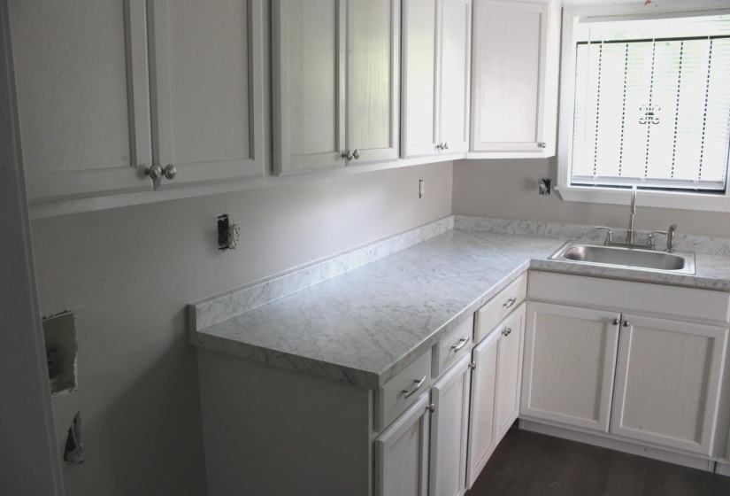3758 WOLF TRAIL DR, Memphis, Tennessee 38128, 3 Bedrooms Bedrooms, 6 Rooms Rooms,1 BathroomBathrooms,Rental Properties,For Sale,WOLF TRAIL,10221623