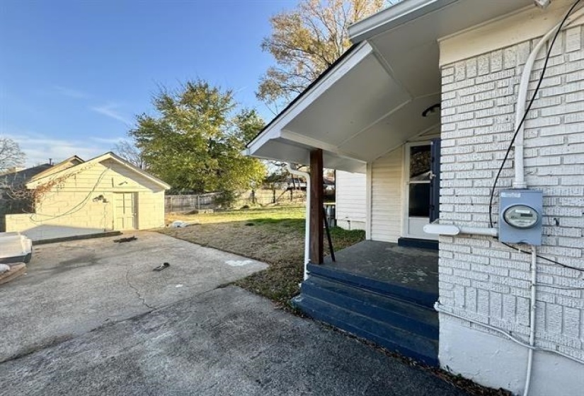 690 MCCONNELL ST, Memphis, Tennessee 38112, 3 Bedrooms Bedrooms, 6 Rooms Rooms,3 BathroomsBathrooms,Rental Properties,For Sale,MCCONNELL,10221624