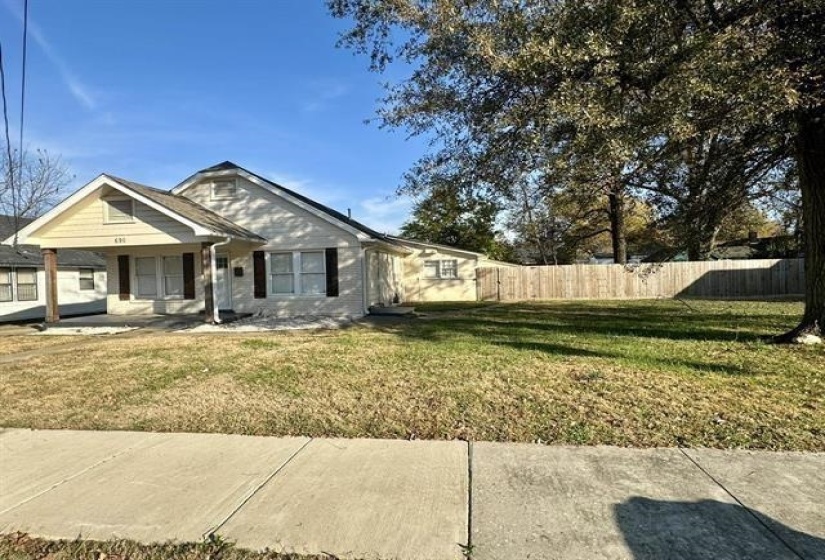 690 MCCONNELL ST, Memphis, Tennessee 38112, 3 Bedrooms Bedrooms, 6 Rooms Rooms,3 BathroomsBathrooms,Rental Properties,For Sale,MCCONNELL,10221624
