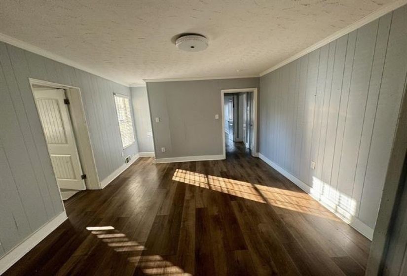 690 MCCONNELL ST, Memphis, Tennessee 38112, 3 Bedrooms Bedrooms, 6 Rooms Rooms,3 BathroomsBathrooms,Rental Properties,For Sale,MCCONNELL,10221624