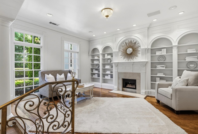 5870 GARDEN REACH CV, Memphis, Tennessee 38120, 4 Bedroom Bedrooms, 10 Room Rooms,5.1 BathroomBathrooms,Residential,For Sale,GARDEN REACH,0,10221571