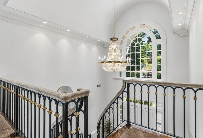 5870 GARDEN REACH CV, Memphis, Tennessee 38120, 4 Bedroom Bedrooms, 10 Room Rooms,5.1 BathroomBathrooms,Residential,For Sale,GARDEN REACH,0,10221571