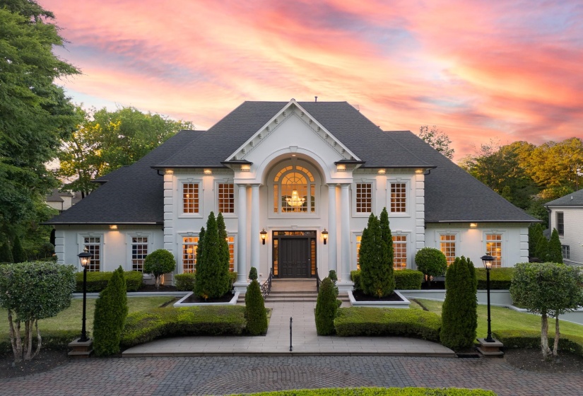 5870 GARDEN REACH CV, Memphis, Tennessee 38120, 4 Bedroom Bedrooms, 10 Room Rooms,5.1 BathroomBathrooms,Residential,For Sale,GARDEN REACH,0,10221571