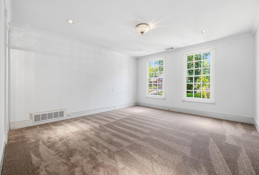 5870 GARDEN REACH CV, Memphis, Tennessee 38120, 4 Bedroom Bedrooms, 10 Room Rooms,5.1 BathroomBathrooms,Residential,For Sale,GARDEN REACH,0,10221571