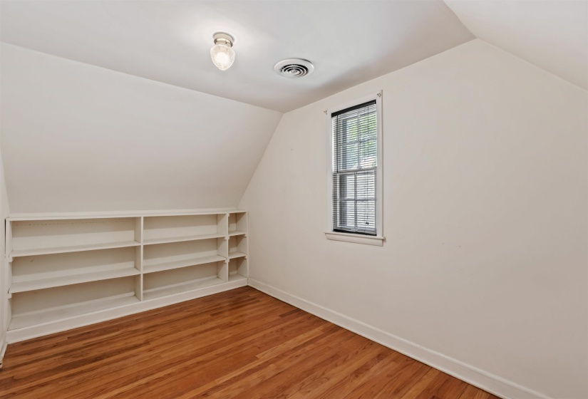 753 CYPRESS DR, Memphis, Tennessee 38112, 4 Bedrooms Bedrooms, 9 Rooms Rooms,2.1 BathroomsBathrooms,Residential,For Sale,CYPRESS,10221573