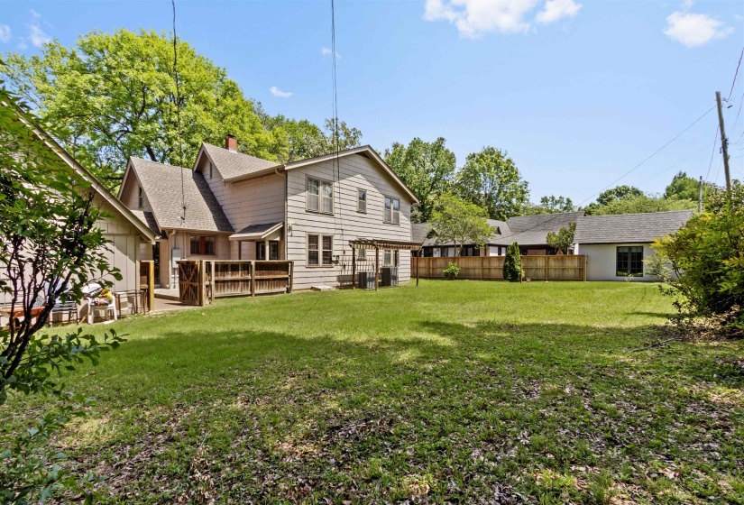 753 CYPRESS DR, Memphis, Tennessee 38112, 4 Bedrooms Bedrooms, 9 Rooms Rooms,2.1 BathroomsBathrooms,Residential,For Sale,CYPRESS,10221573