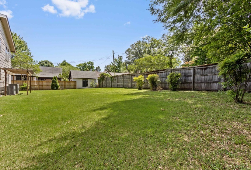 753 CYPRESS DR, Memphis, Tennessee 38112, 4 Bedrooms Bedrooms, 9 Rooms Rooms,2.1 BathroomsBathrooms,Residential,For Sale,CYPRESS,10221573