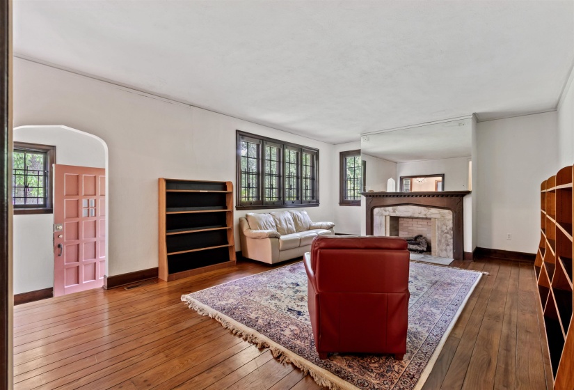 753 CYPRESS DR, Memphis, Tennessee 38112, 4 Bedrooms Bedrooms, 9 Rooms Rooms,2.1 BathroomsBathrooms,Residential,For Sale,CYPRESS,10221573