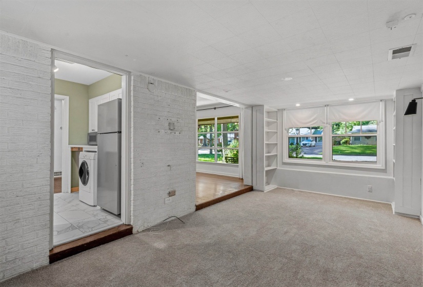 5047 EDENSHIRE AVE, Memphis, Tennessee 38117, 3 Bedrooms Bedrooms, 7 Rooms Rooms,1 BathroomBathrooms,Residential,For Sale,EDENSHIRE,10221580