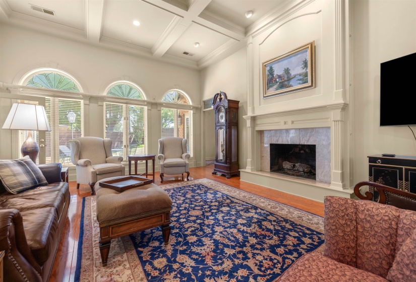 3290 WINDEMERE CIR, Memphis, Tennessee 38125, 4 Bedroom Bedrooms, 8 Room Rooms,3.1 BathroomBathrooms,Residential,For Sale,WINDEMERE,0,10221582