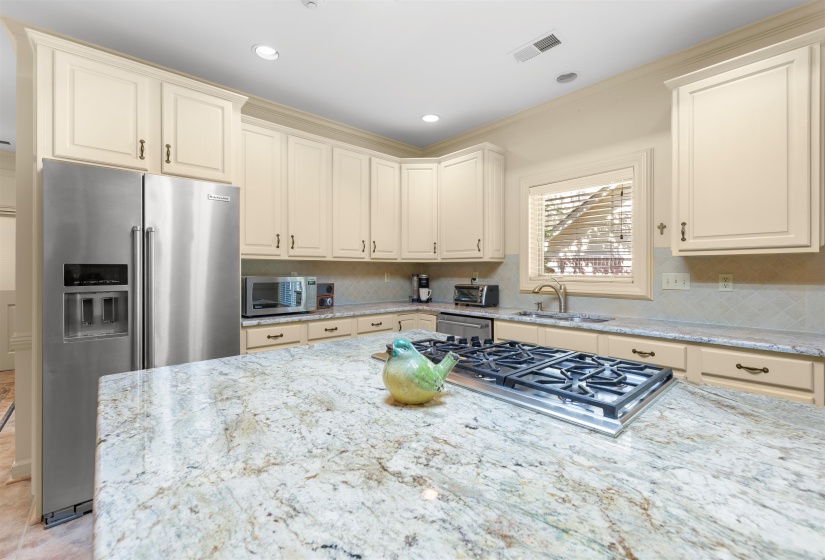 3290 WINDEMERE CIR, Memphis, Tennessee 38125, 4 Bedroom Bedrooms, 8 Room Rooms,3.1 BathroomBathrooms,Residential,For Sale,WINDEMERE,0,10221582